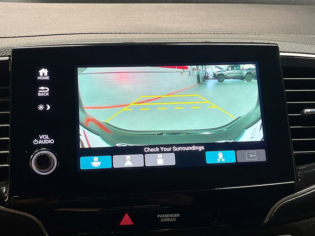 Used 2025 Honda Passport TrailSport image 14