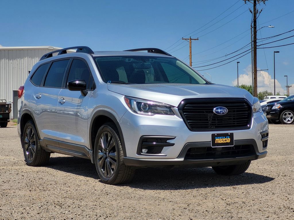 Used 2022 Subaru Ascent Onyx Edition image 3