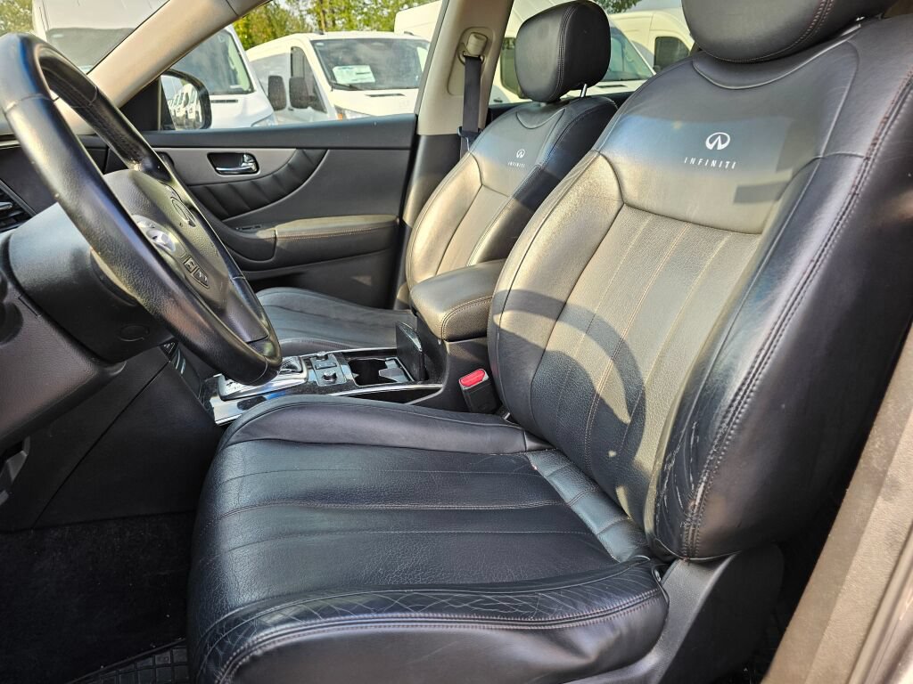 Used 2014 INFINITI QX70 AWD image 21