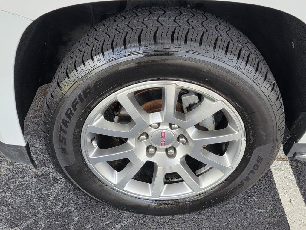 Used 2016 GMC Yukon XL Denali w/ Open Road Package image 39