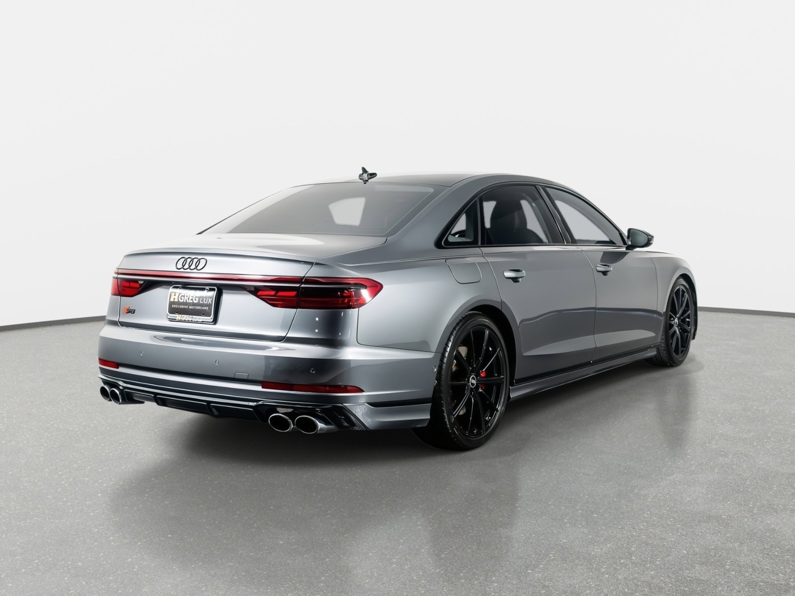 Used 2022 Audi S8 w/ S8 Executive Package image 10