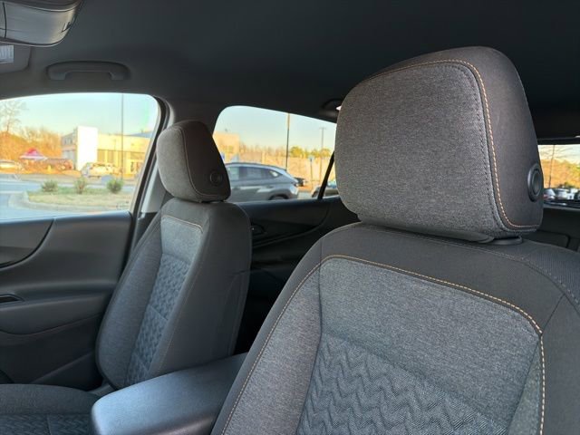 Used 2023 Chevrolet Equinox LT image 26
