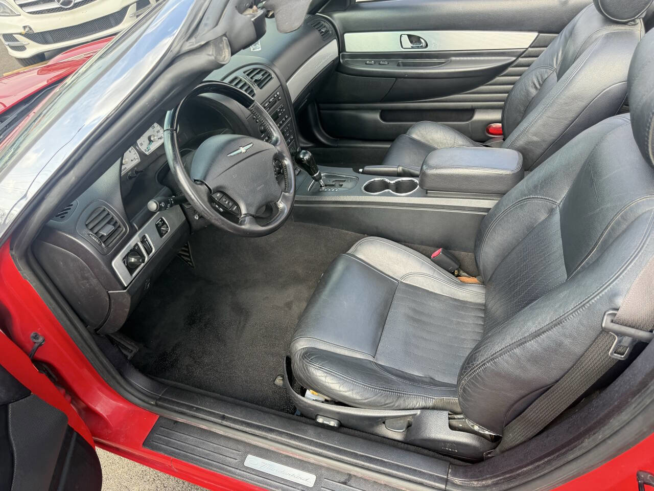 Used 2004 Ford Thunderbird Deluxe RWD image 14