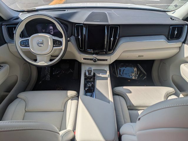 Used 2025 Volvo XC60 B5 Ultra w/ Protection Package Premier AWD/4WD image 28