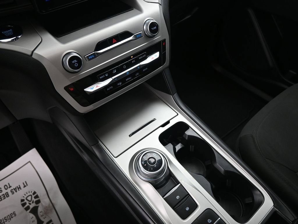 Used 2022 Ford Explorer XLT image 20