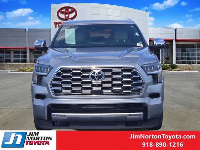 Used 2023 Toyota Sequoia Capstone AWD/4WD image 2