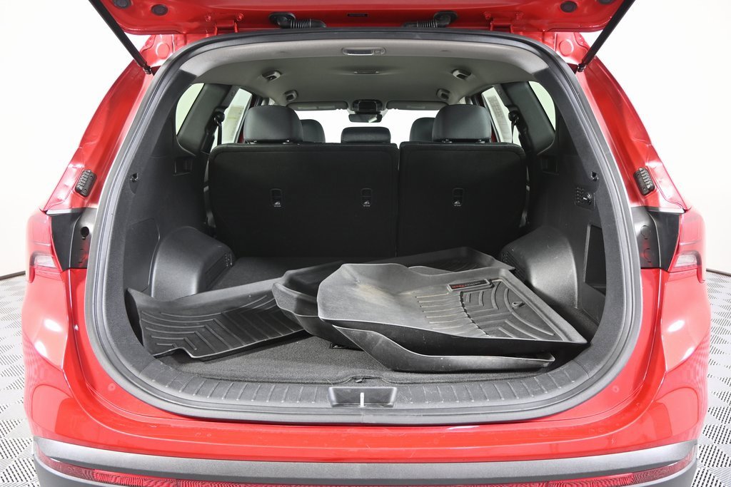 Used 2022 Hyundai Santa Fe SEL w/ Cargo Package image 16