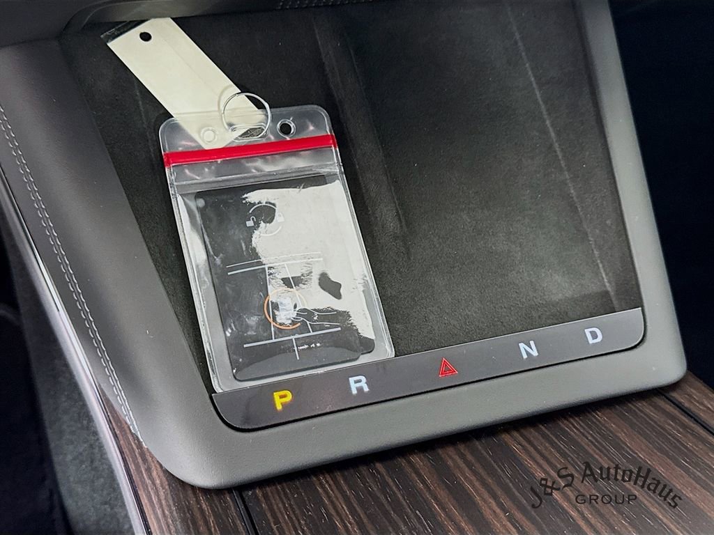 Used 2026 Tesla Model S image 22