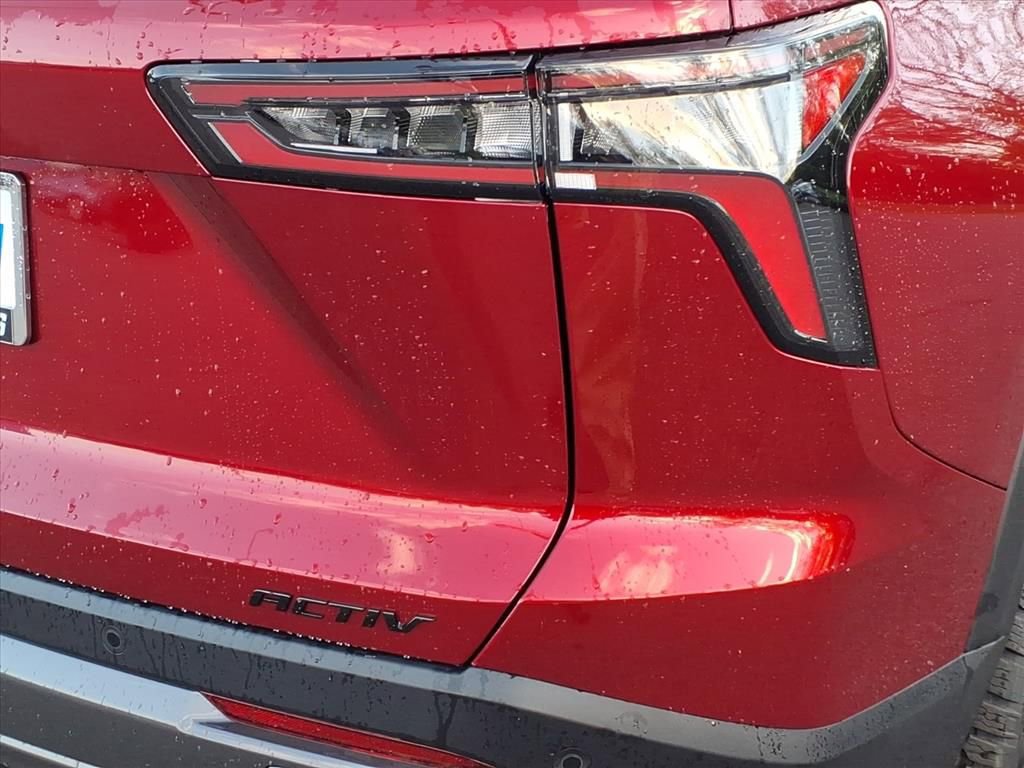New 2026 Chevrolet Equinox ACTIV AWD/4WD image 9