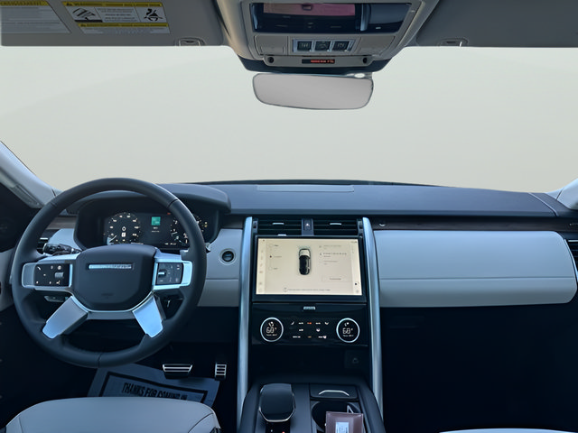 Certified 2025 Land Rover Discovery Dynamic SE AWD/4WD image 21