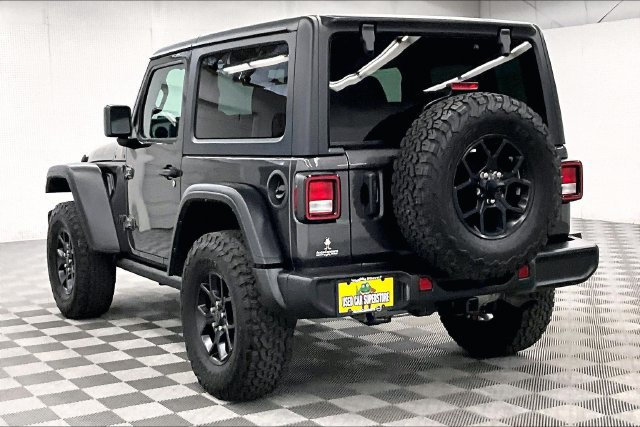 Used 2024 Jeep Wrangler Sport AWD/4WD image 2