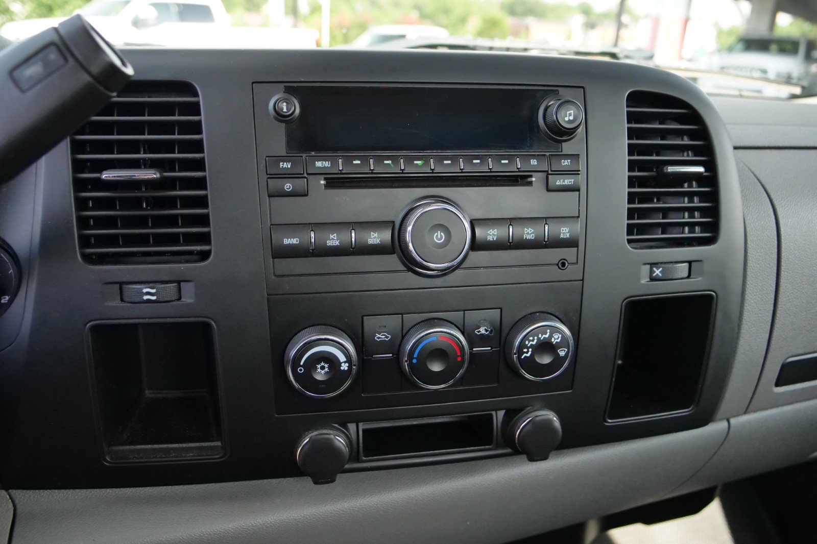 Used 2009 GMC Sierra 1500 W/T AWD/4WD image 19