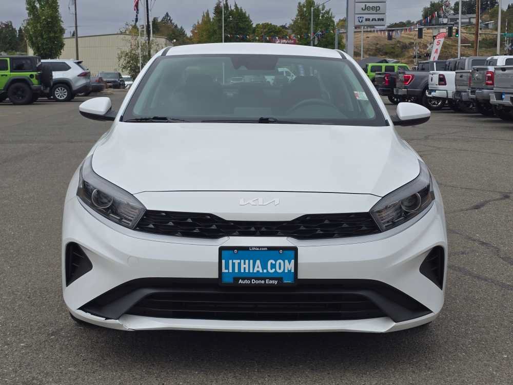 Used 2023 Kia Forte LXS FWD image 8