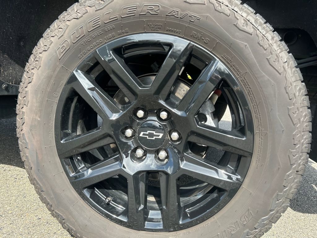 Used 2025 Chevrolet Silverado 1500 LT Trail Boss w/ Protection Package image 14