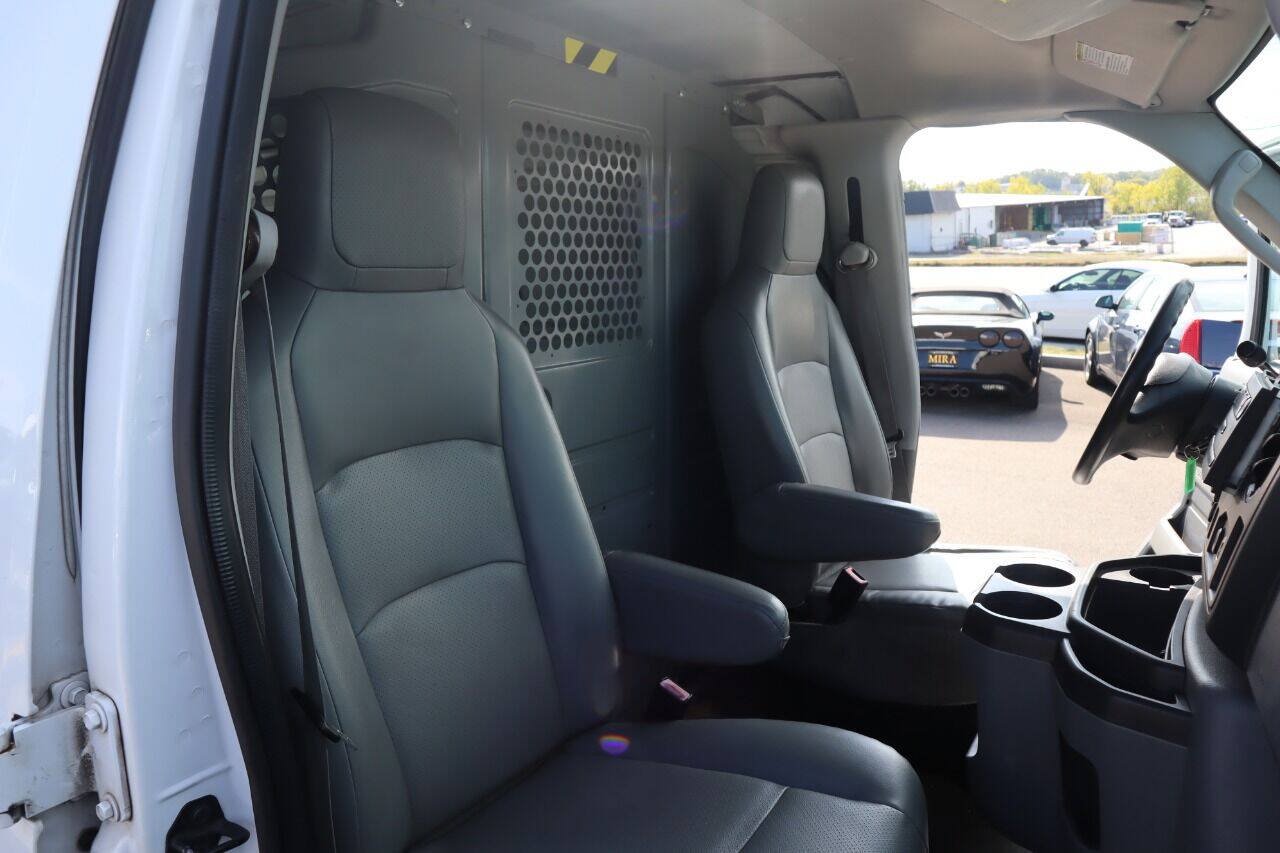 Used 2011 Ford E-250 and Econoline 250 w/ PWR Group RWD image 40