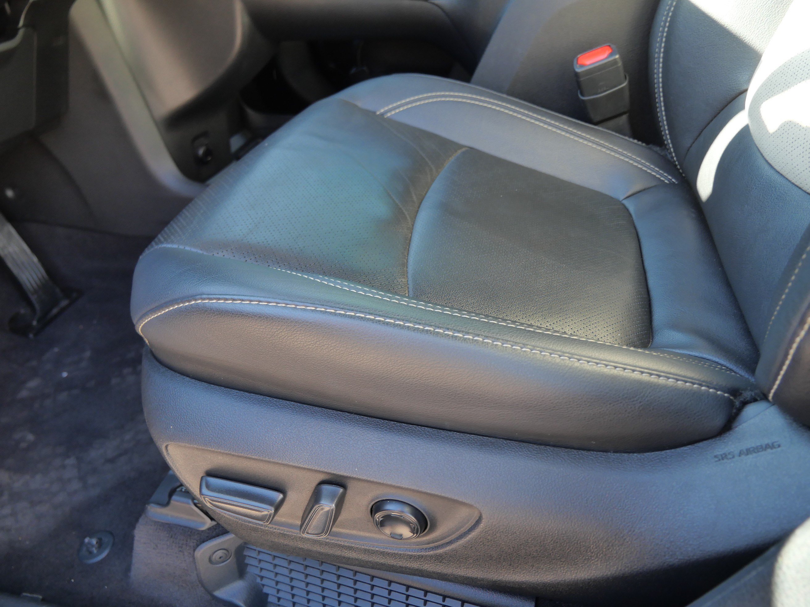 Certified 2025 Toyota Sienna Platinum FWD image 21