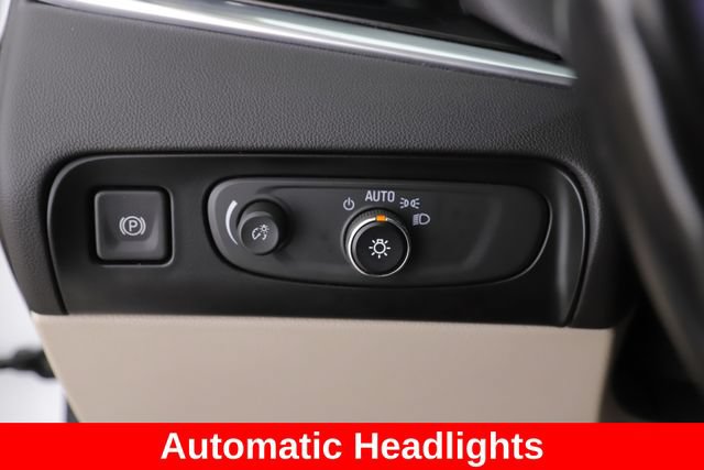 Used 2018 Buick Enclave Essence FWD image 19