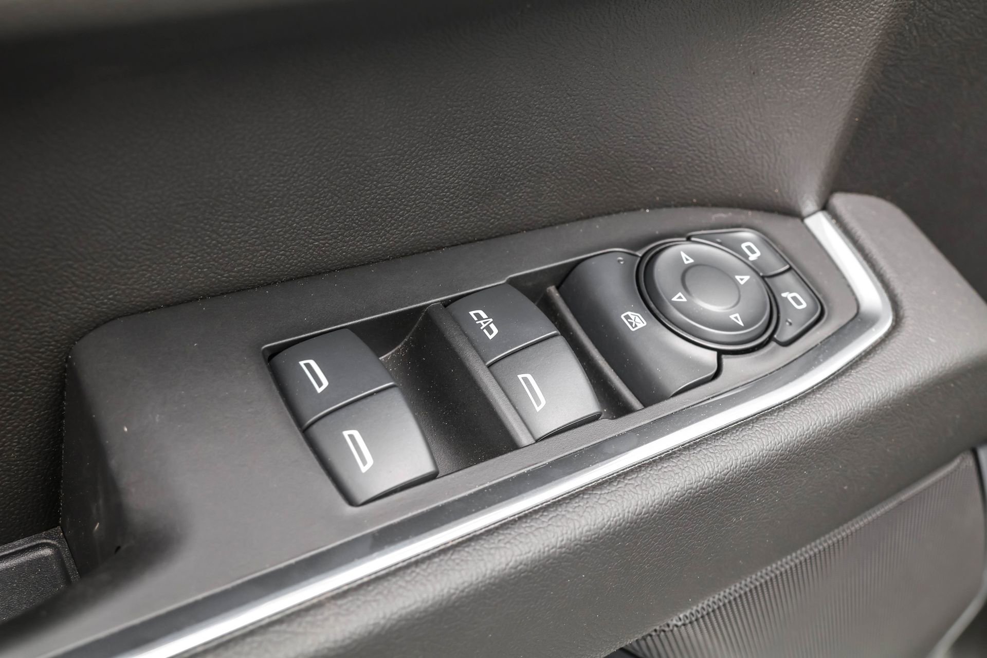 New 2025 Chevrolet Silverado 1500 LT image 34