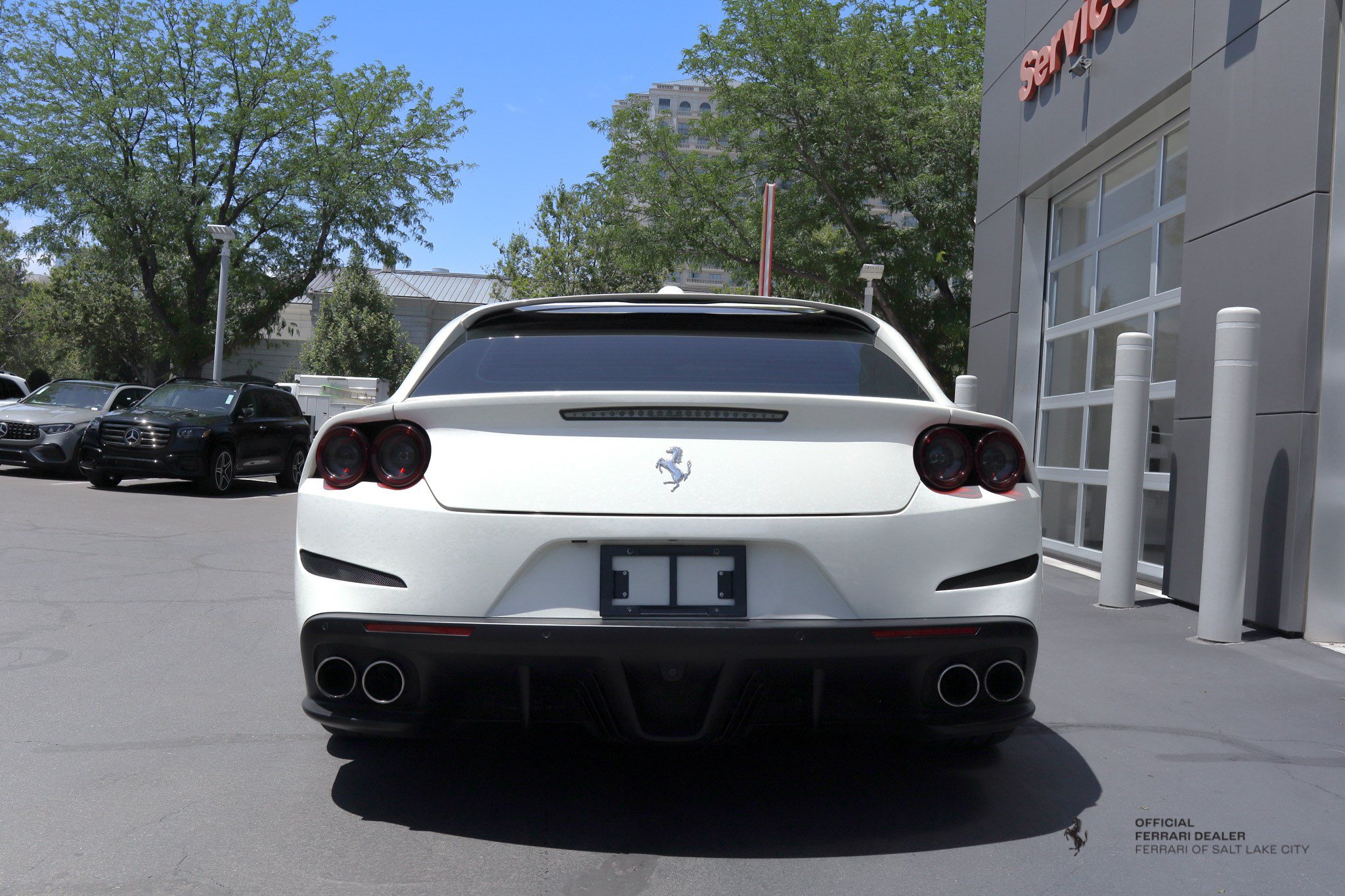 Certified 2018 Ferrari GTC4Lusso AWD/4WD image 4