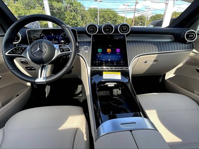 Used 2026 Mercedes-Benz GLC 300 4MATIC image 9