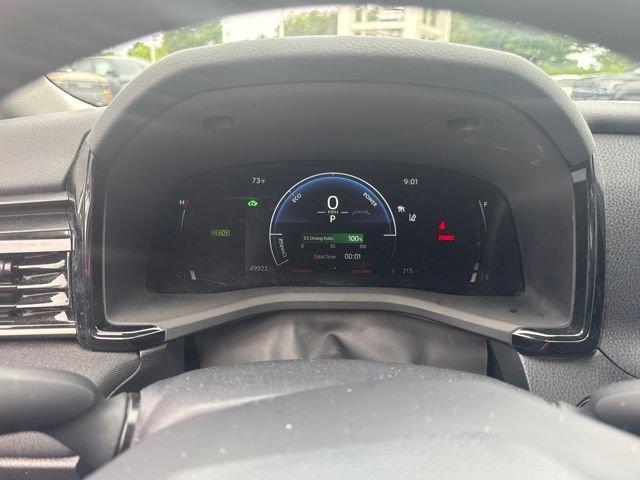 Used 2025 Toyota Camry LE FWD image 13