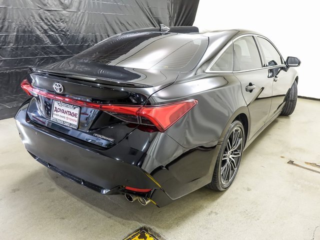 Certified 2022 Toyota Avalon Touring image 7