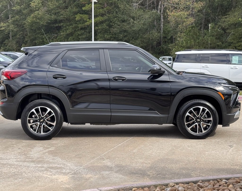 Used 2025 Chevrolet TrailBlazer LT image 9