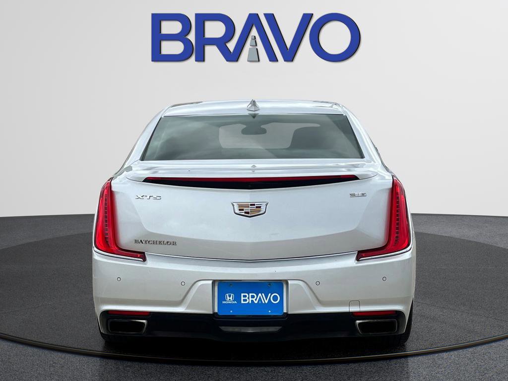 Used 2019 Cadillac XTS Luxury image 6