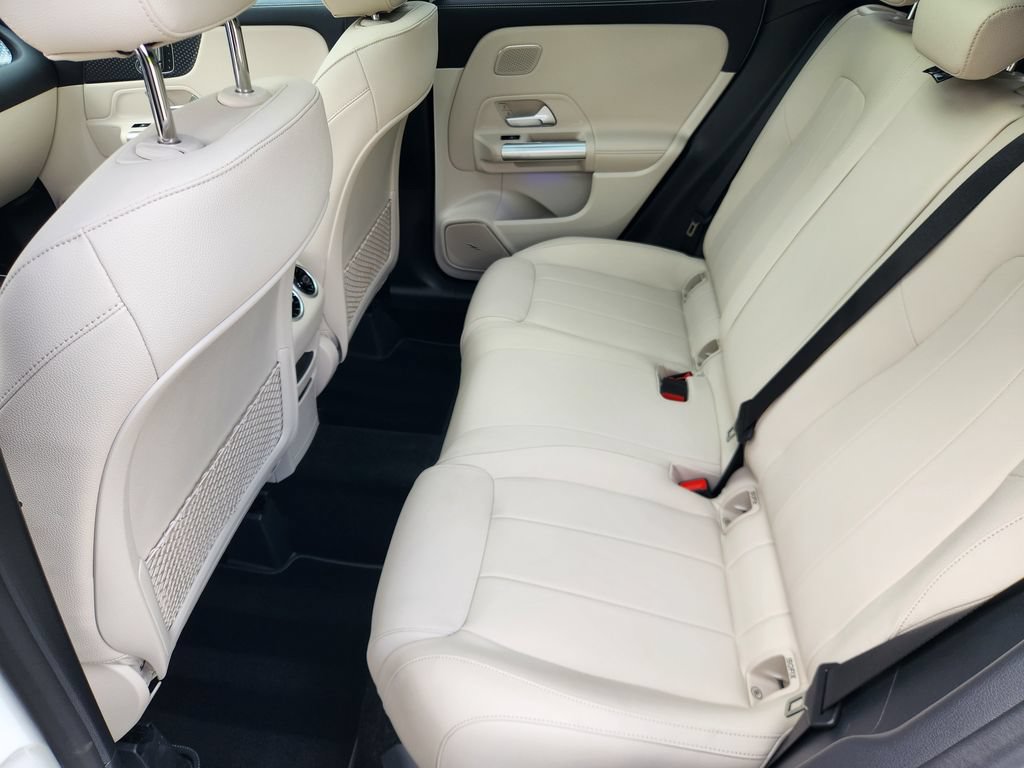 Certified 2026 Mercedes-Benz GLA 250 4MATIC image 11