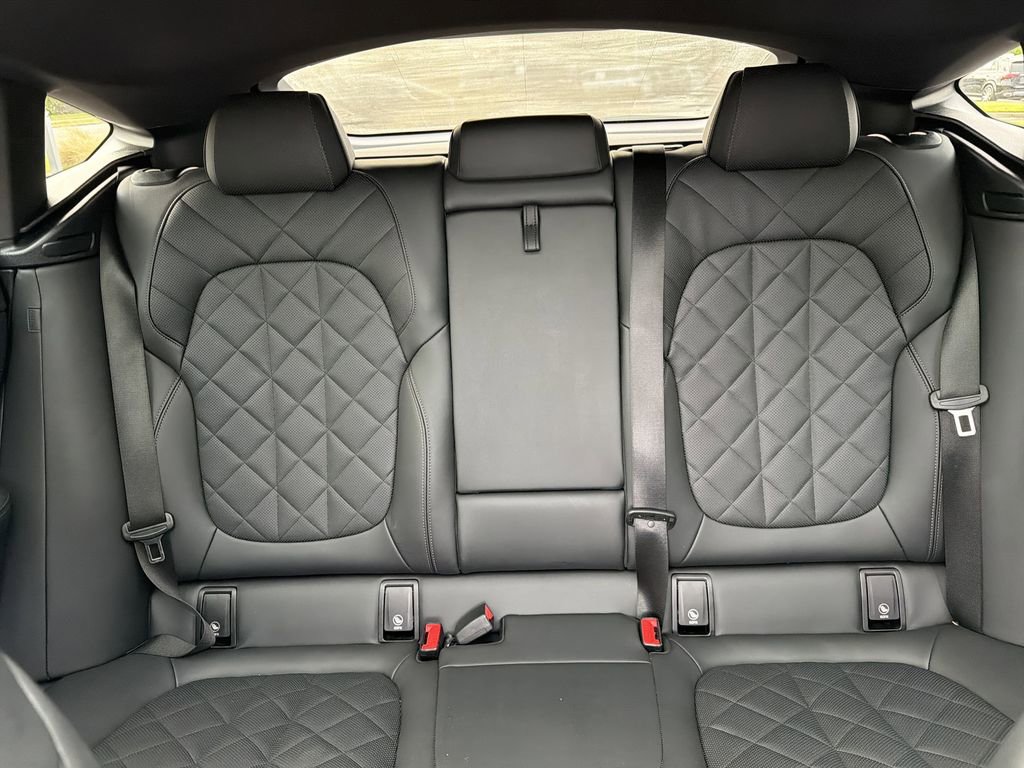 Used 2025 BMW X6 xDrive40i image 30