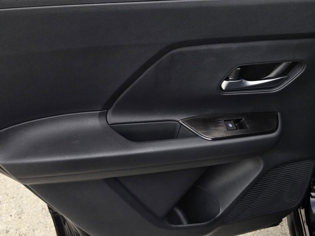 Certified 2026 Nissan Kicks SV image 10