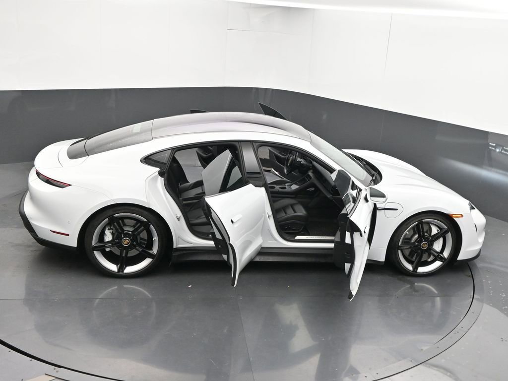 Used 2020 Porsche Taycan 4S image 69