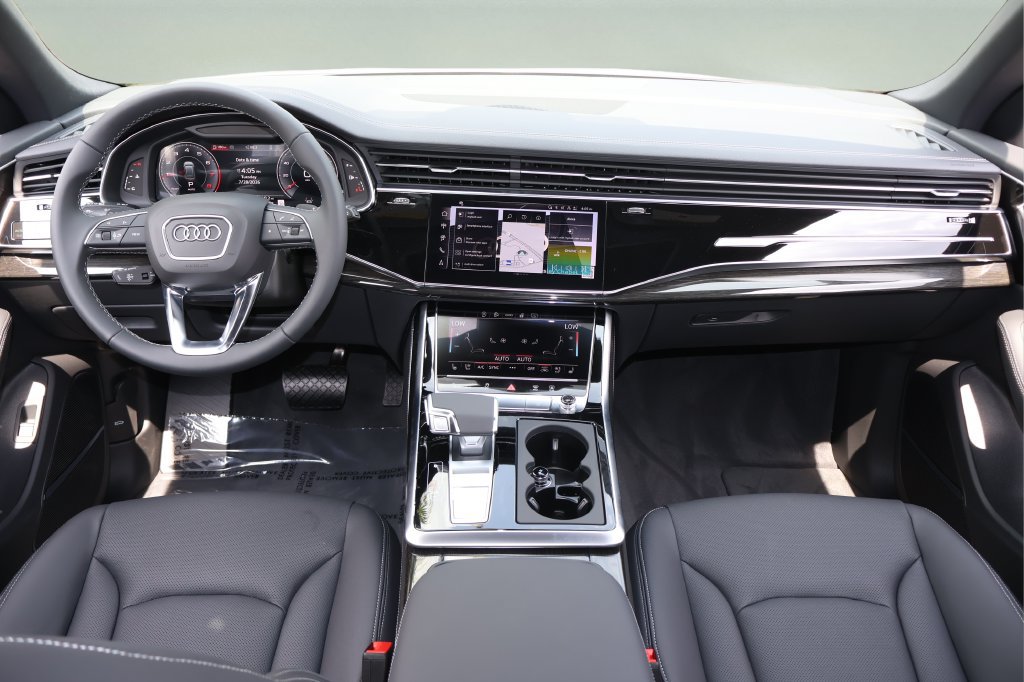 New 2026 Audi Q8 Premium Plus AWD/4WD image 13