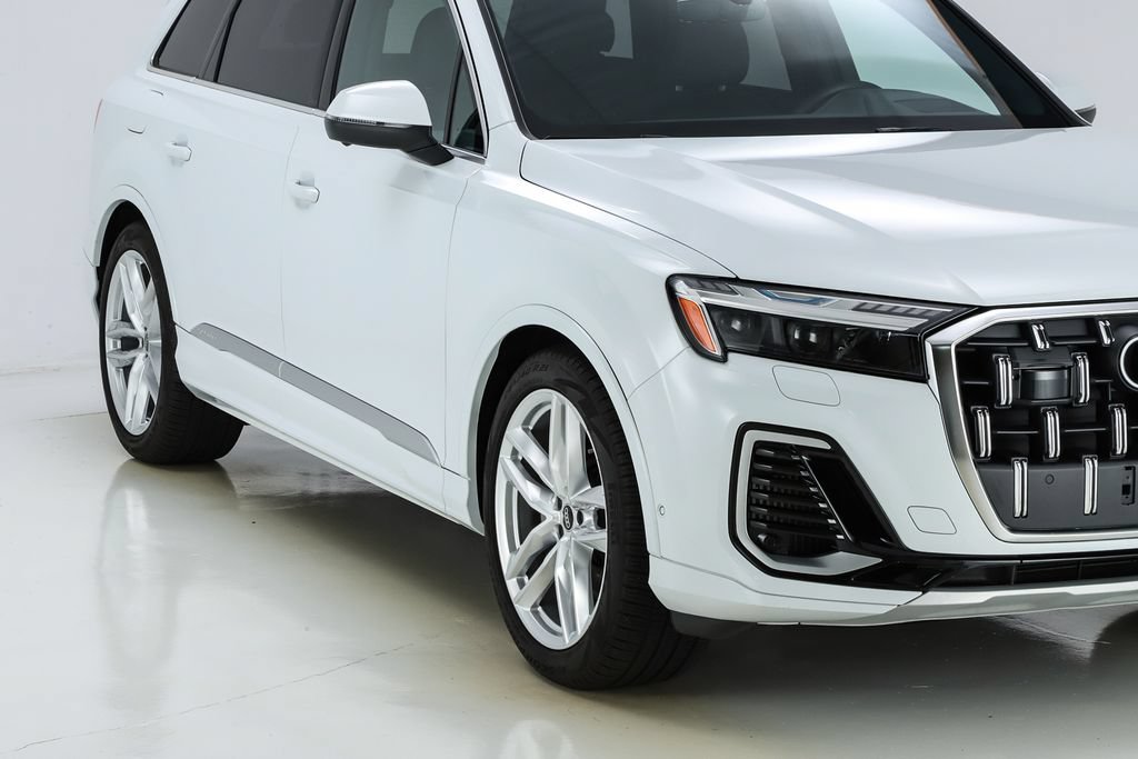 Used 2025 Audi Q7 3.0T Prestige w/ Prestige Package AWD/4WD image 28