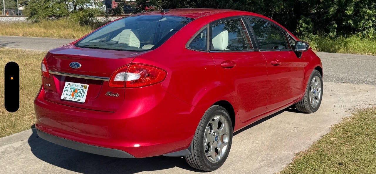 Used 2012 Ford Fiesta SEL image 5