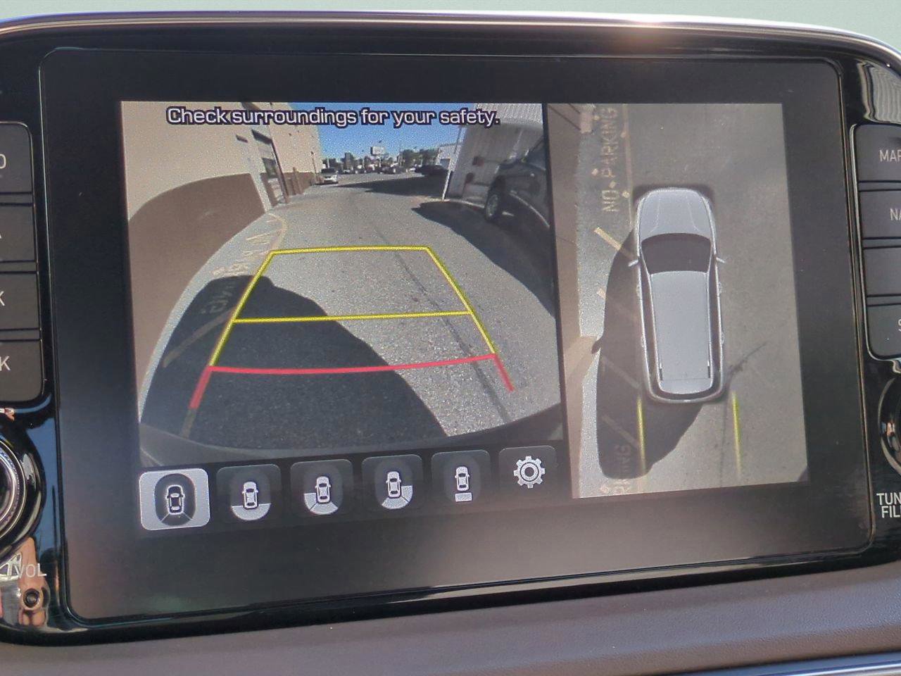 Used 2020 Hyundai Santa Fe Limited image 21