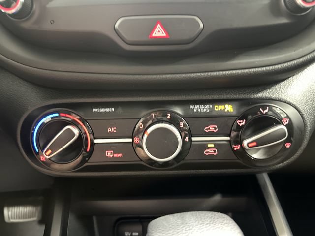 Used 2021 Kia Soul LX FWD image 21