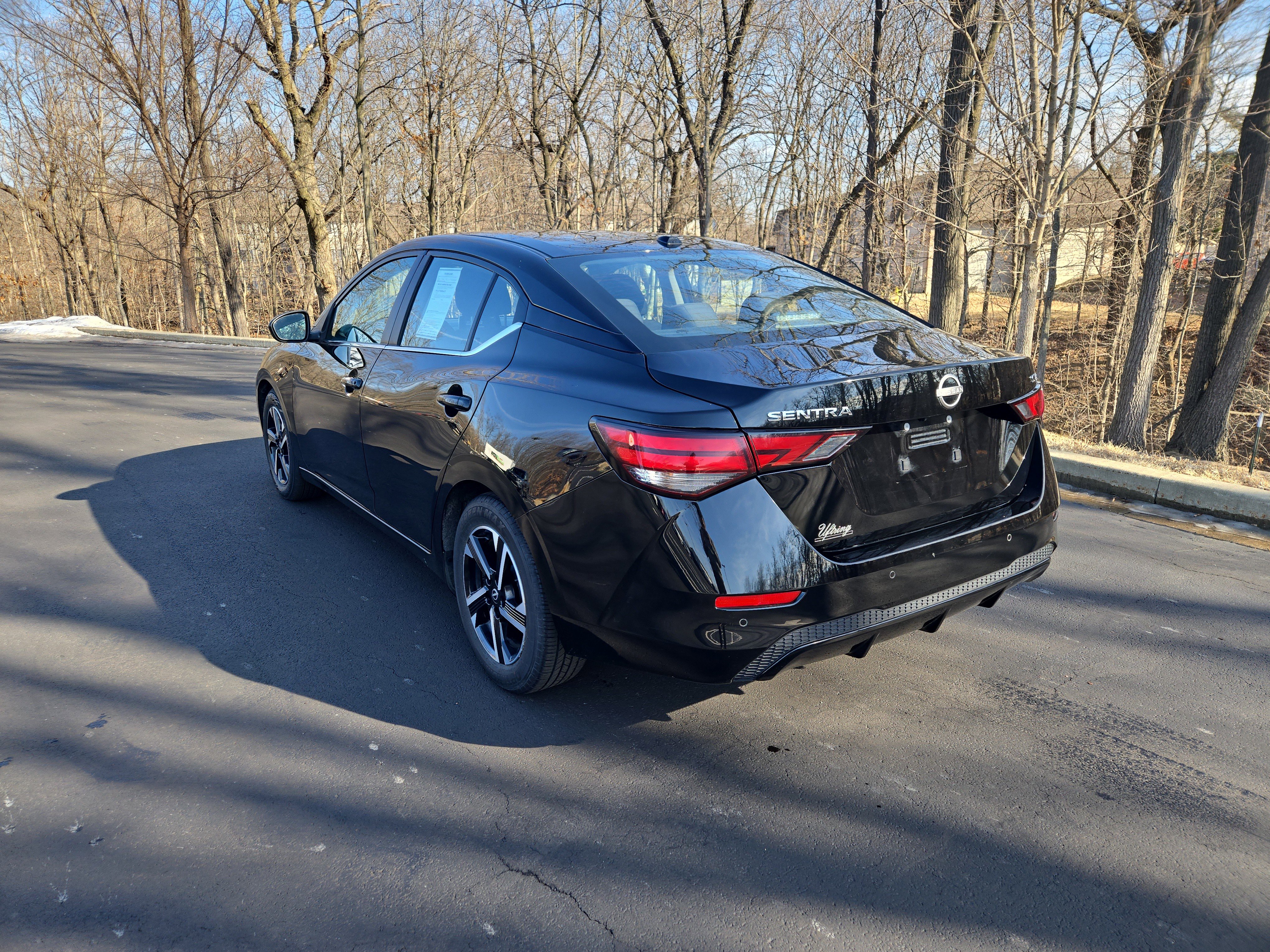 Used 2024 Nissan Sentra SV image 6
