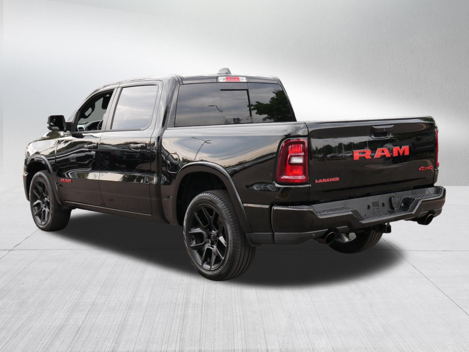 Used 2026 RAM 1500 Laramie w/ Night Edition AWD/4WD image 5