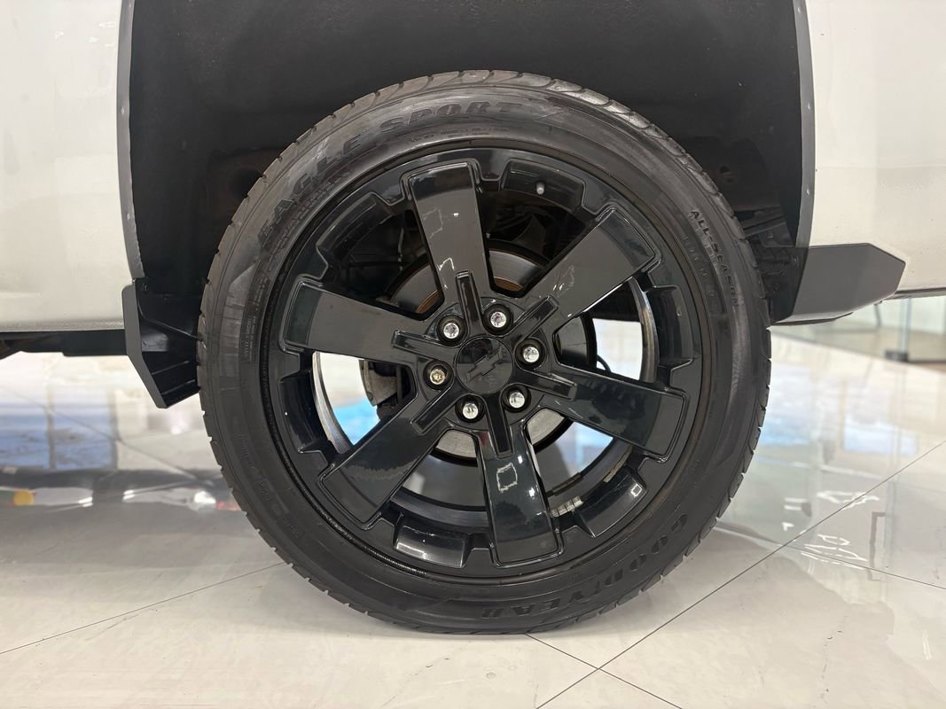 Used 2017 Chevrolet Silverado 1500 LT w/ Rally 2 Edition image 38