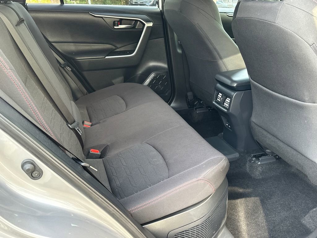 Used 2022 Toyota RAV4 SE w/ Weather & Moonroof Package image 16