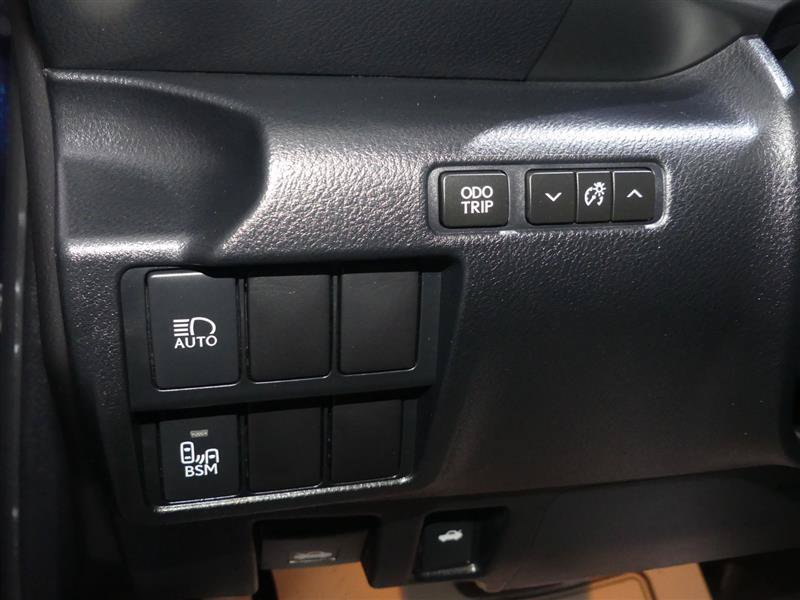 Used 2017 Lexus IS 300 AWD w/ Premium Package image 29