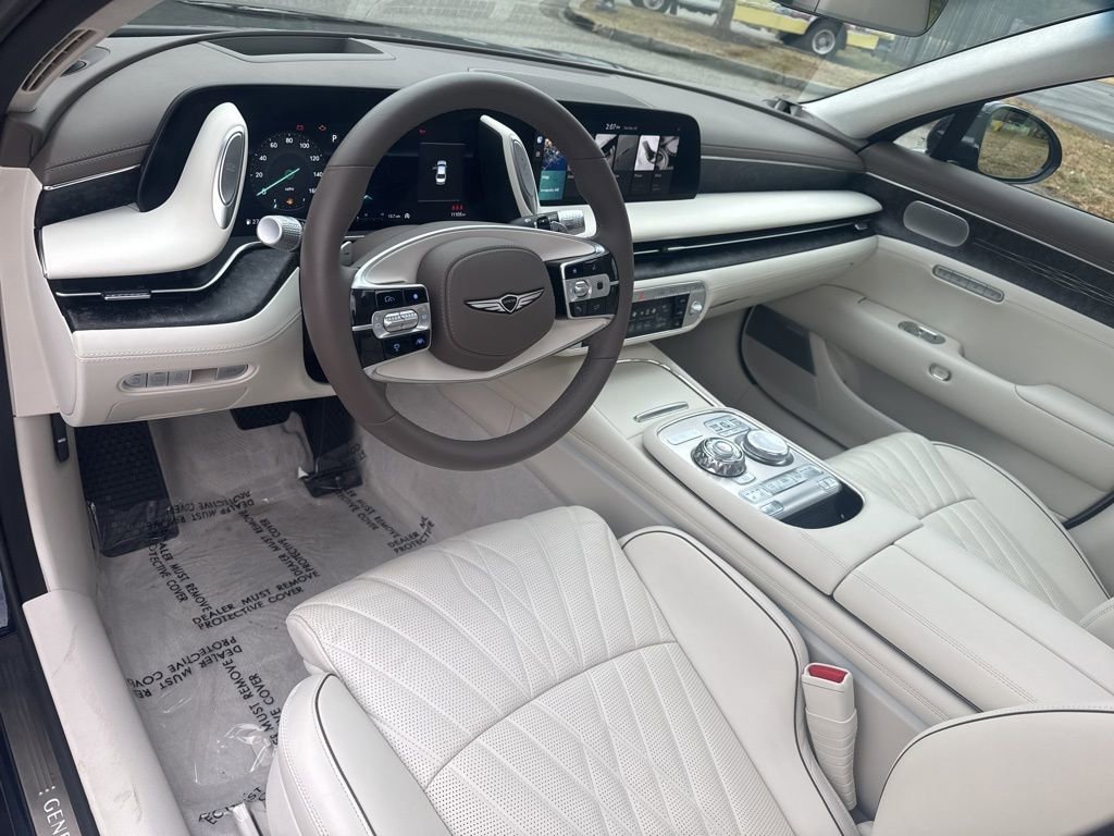 Used 2025 Genesis G90 3.5T image 14