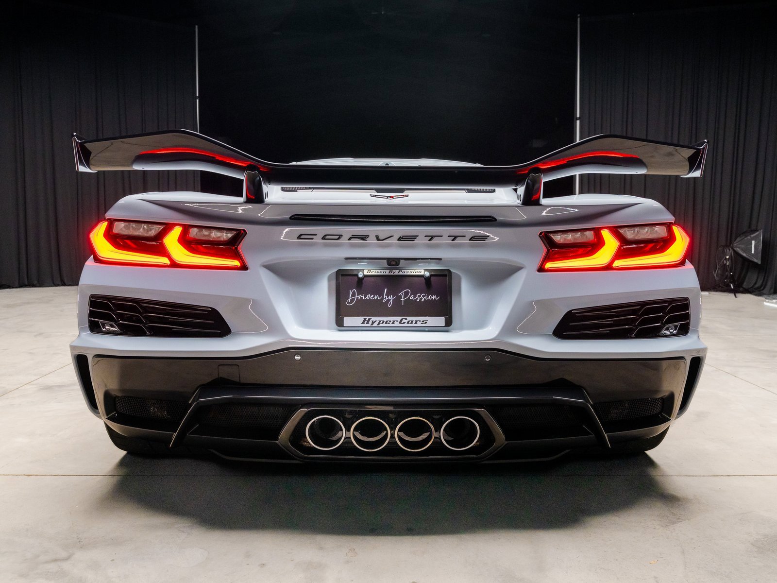 Used 2023 Chevrolet Corvette Z06 w/ Z07 Performance Package image 31