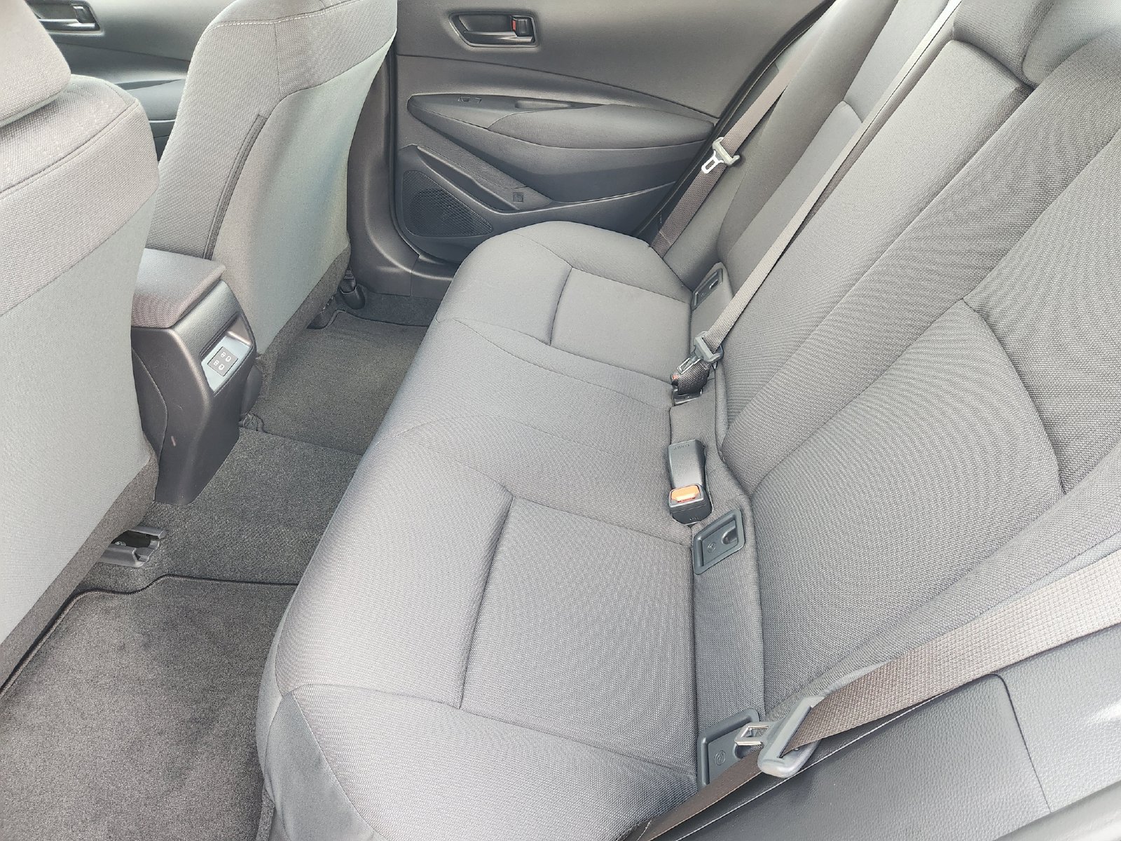 New 2027 Toyota Corolla LE FWD image 25