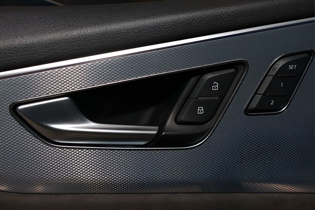 Used 2021 Audi SQ8 Premium Plus w/ SQ8 Black Optic Package image 27