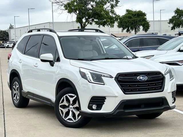 Used 2024 Subaru Forester Premium AWD/4WD image 2