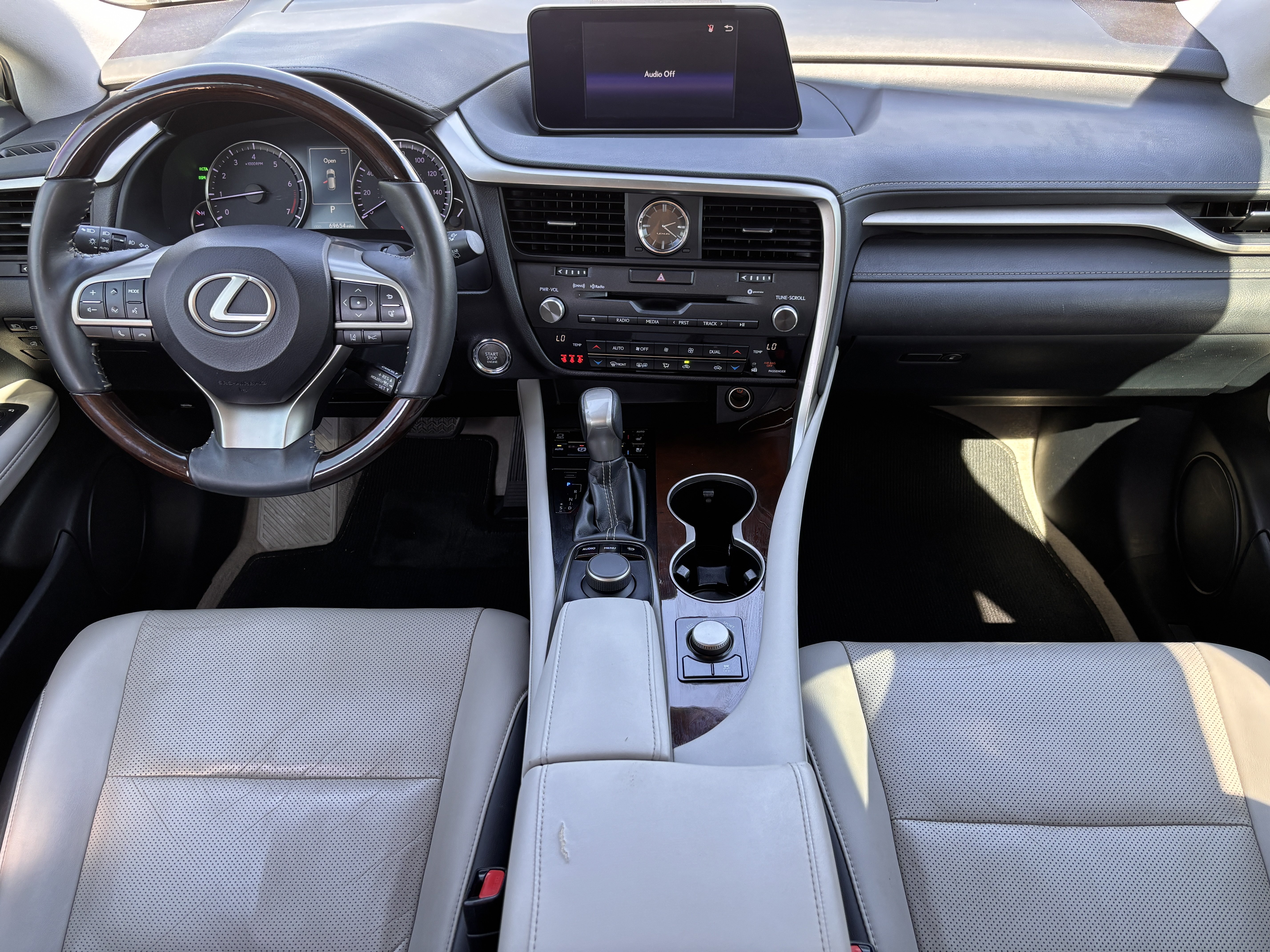 Used 2018 Lexus RX 350 FWD w/ Premium Package image 29