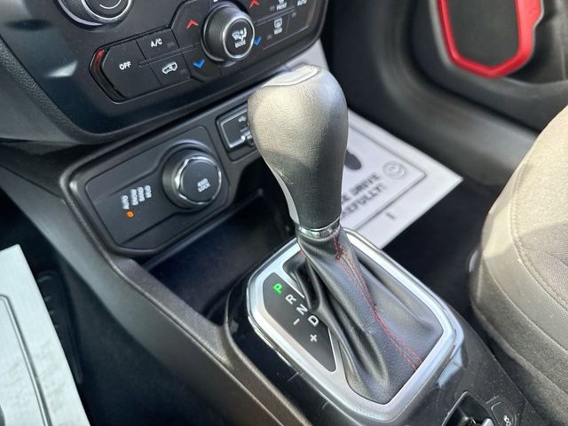 Used 2022 Jeep Renegade Latitude AWD/4WD image 20