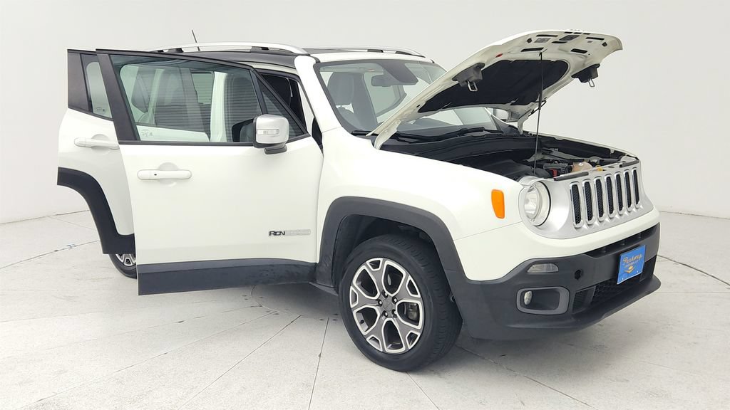 Used 2016 Jeep Renegade Limited AWD/4WD image 9